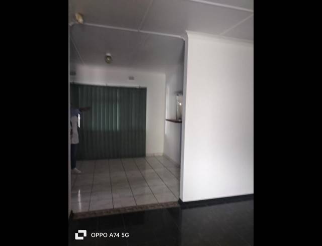 3 BEDROOM PROPERTY TO RENT IN ARBORETUM